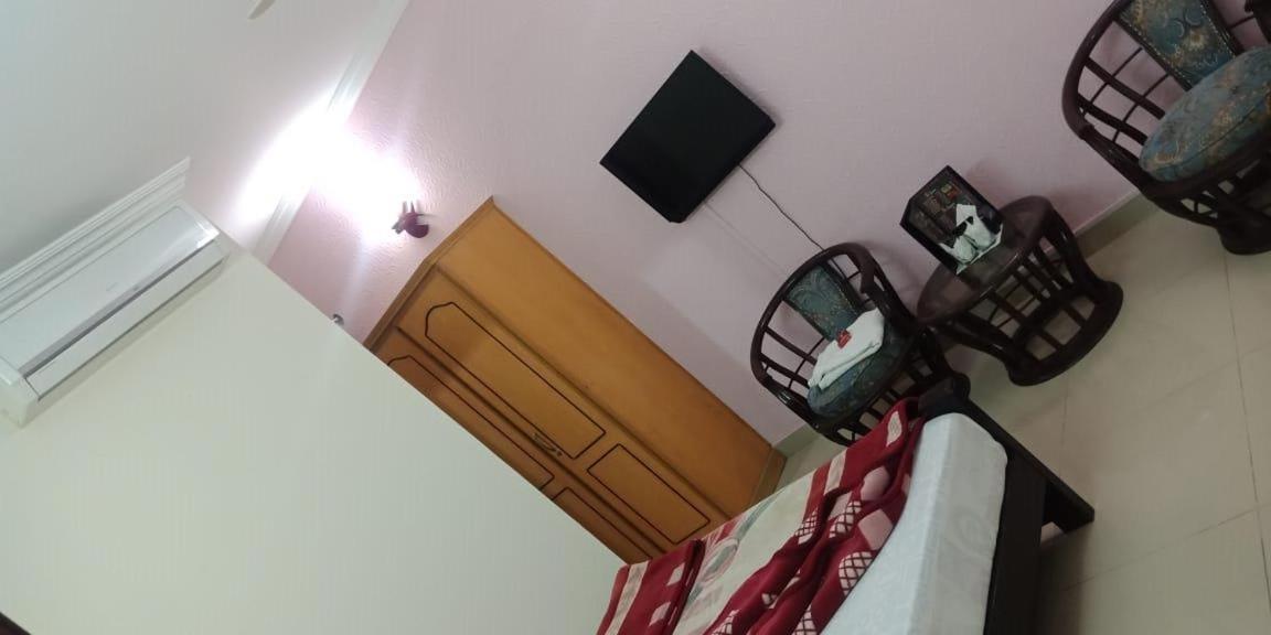 Butt Lodges 2 Islamabad Extérieur photo