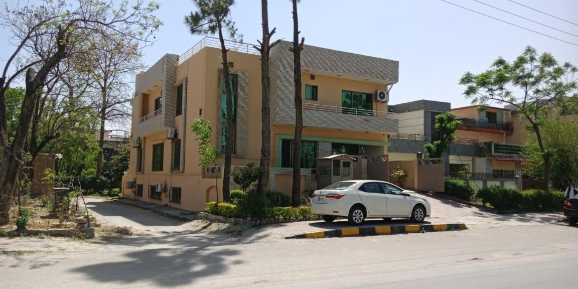 Butt Lodges 2 Islamabad Extérieur photo