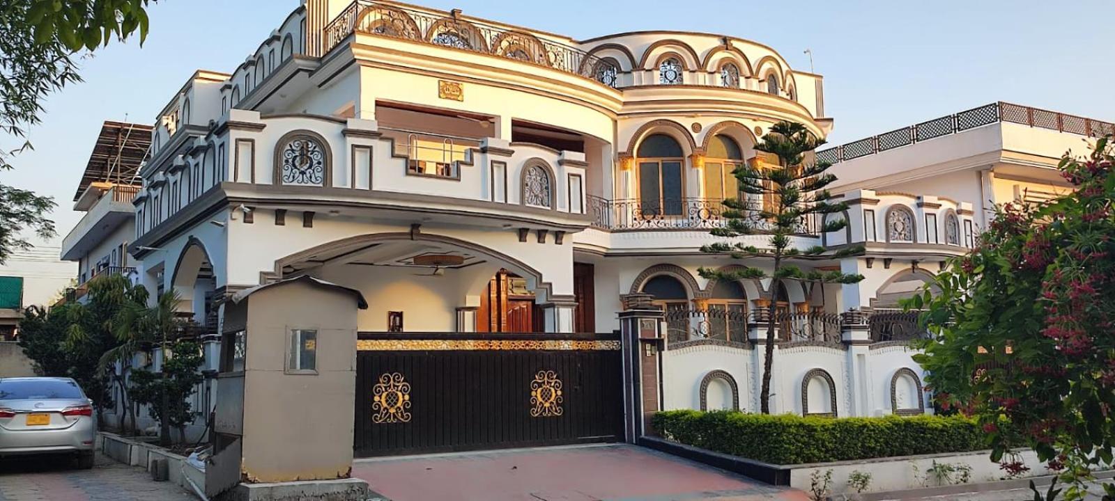 Butt Lodges 2 Islamabad Extérieur photo