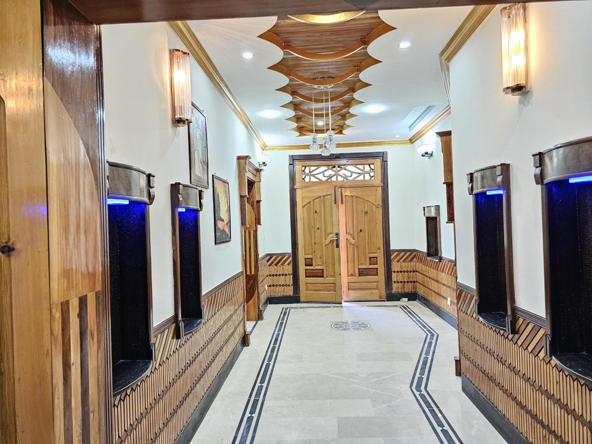Butt Lodges 2 Islamabad Extérieur photo