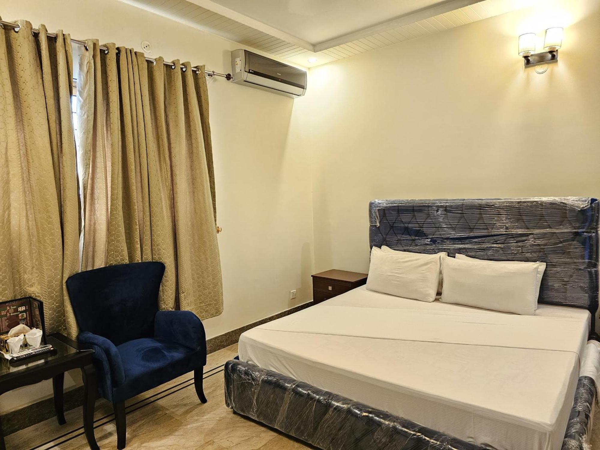 Butt Lodges 2 Islamabad Extérieur photo